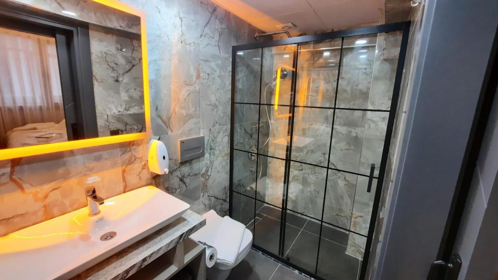 Talles City Hotel İzmir Exterior foto