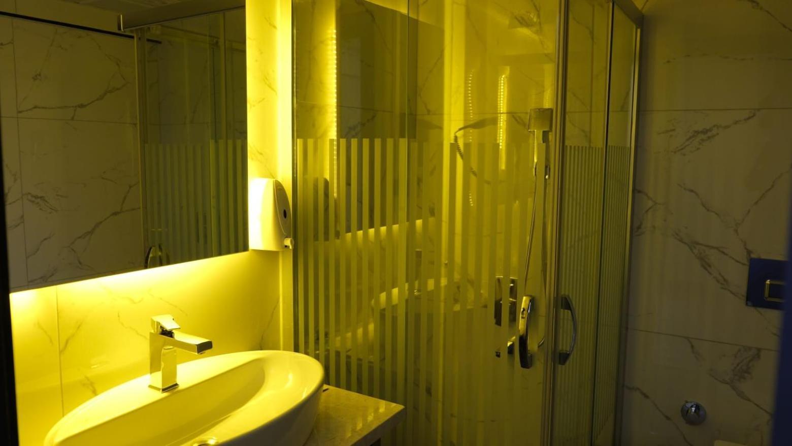 Talles City Hotel İzmir Exterior foto